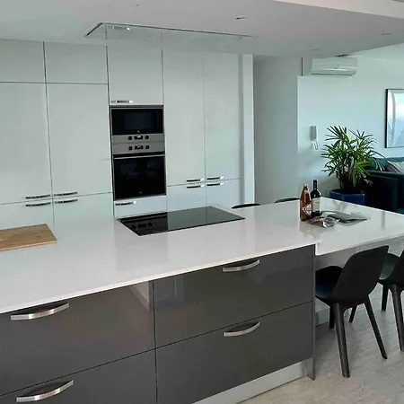 Panoramic View: Lux 3 Bed With Heated Pool