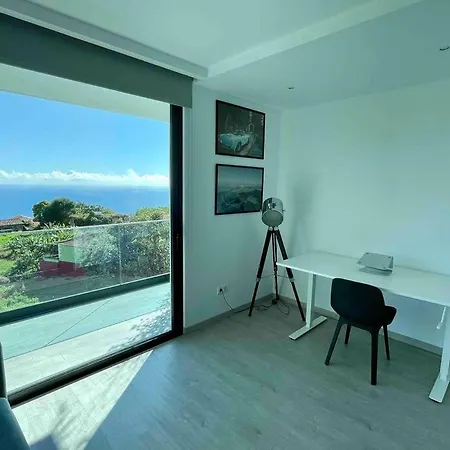 Panoramic View: Lux 3 Bed With Heated Pool Villa