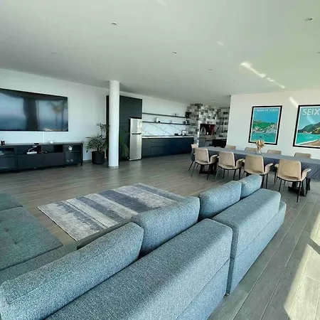 Panoramic View: Lux 3 Bed With Heated Pool Villa