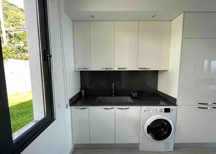 Panoramic View: Lux 3 Bed With Heated Pool *