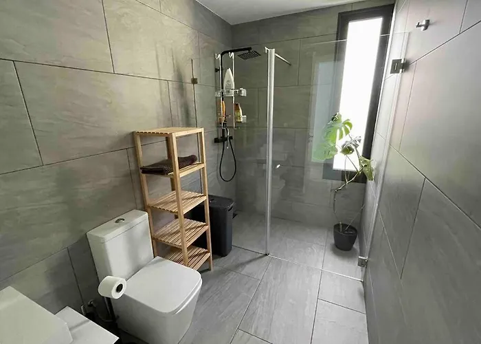 Panoramic View: Lux 3 Bed With Heated Pool