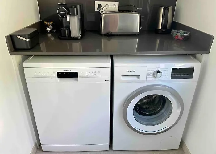 Panoramic View: Lux 3 Bed With Heated Pool Arco da Calheta (Madeira)