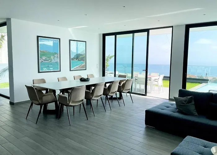 Panoramic View: Lux 3 Bed With Heated Pool Vila *